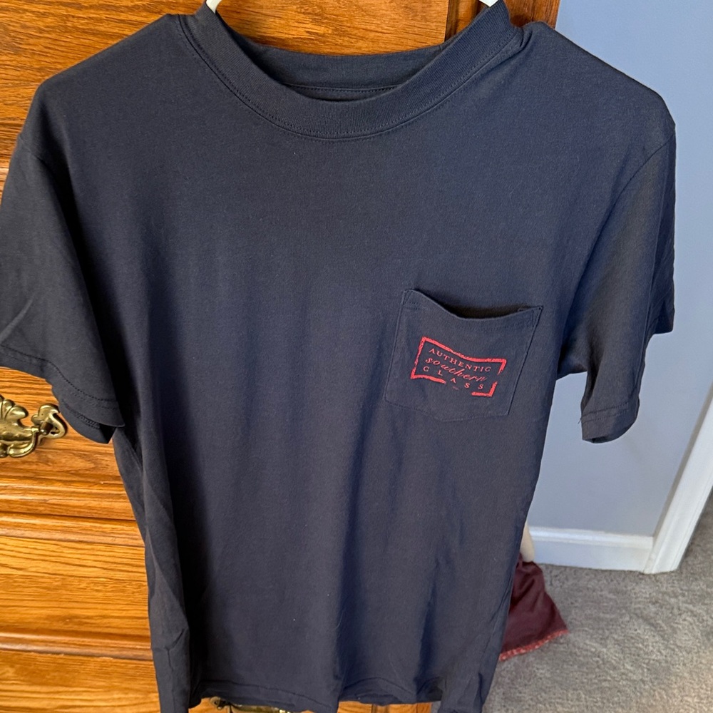 Southern Marsh Navy T-Shirt with Red Pocket Detail